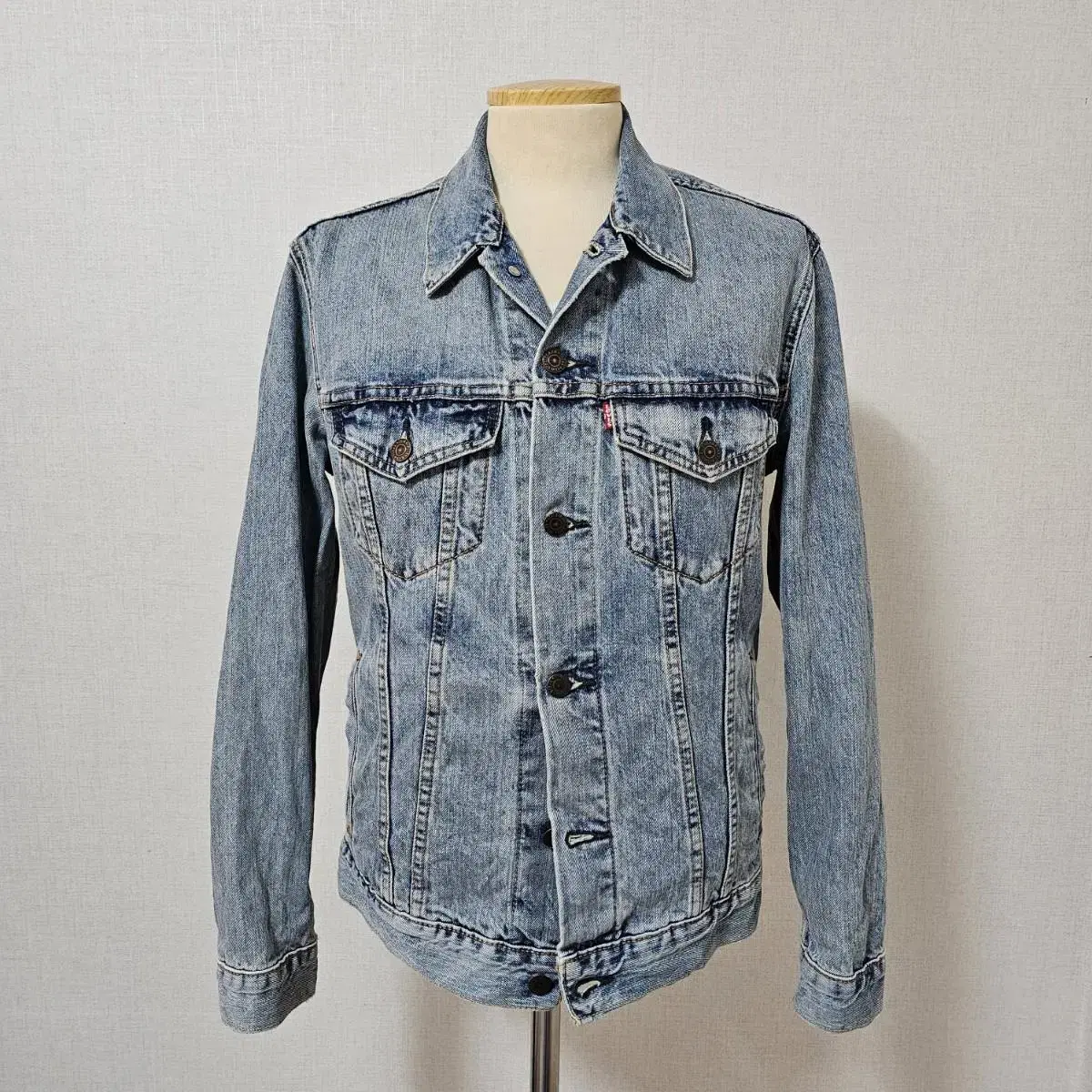 *Levi's* Jeans Jacket (90) Denim Jeans Denim Jacket Washed Jeans