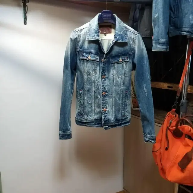 알마니 AarmaiJeans 데님청자켓  . M