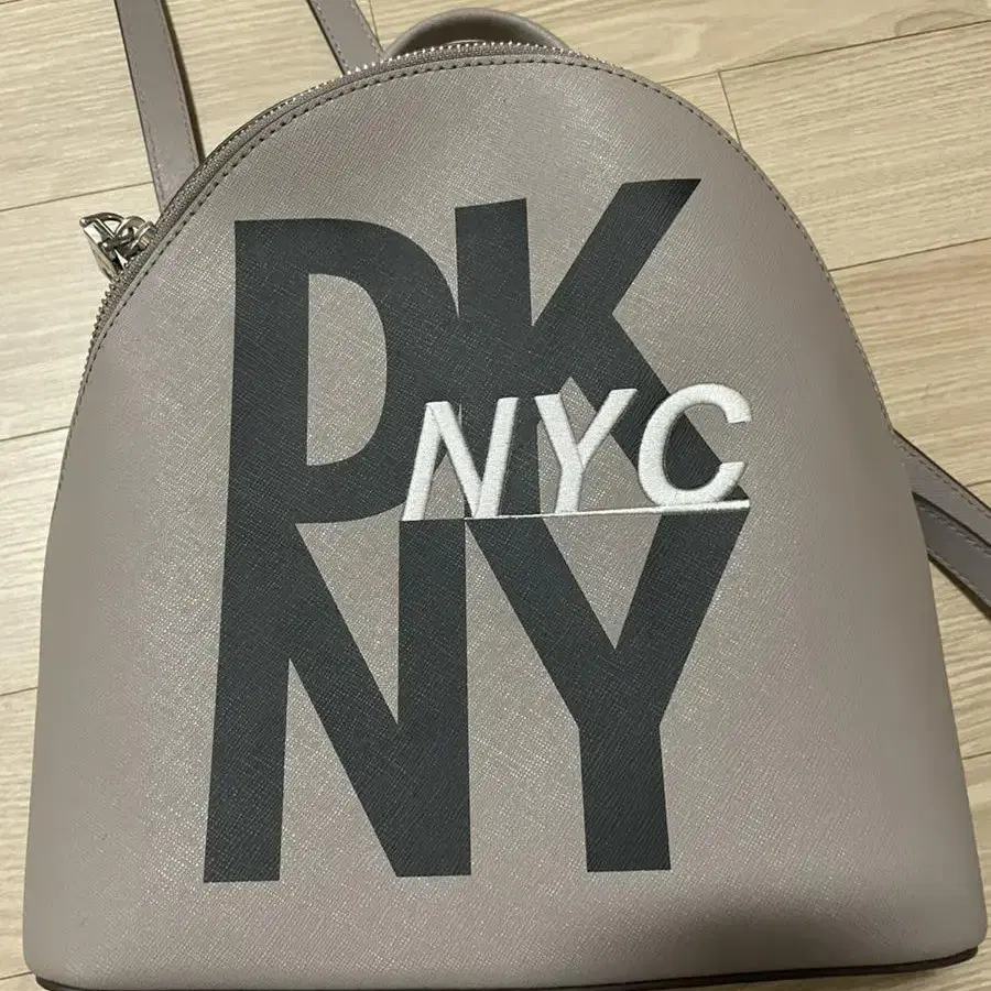 Dkny 백팩