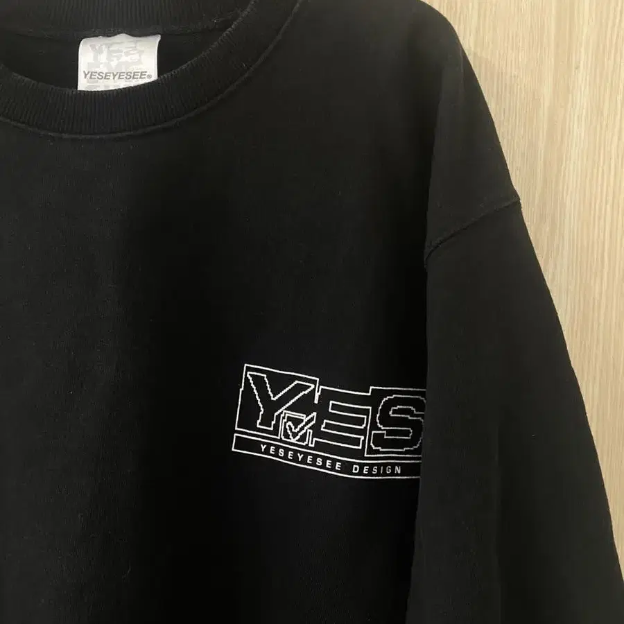 Yeseyesee 예쓰아이씨 Y.E.S. LOGO SWEATSHIRTS