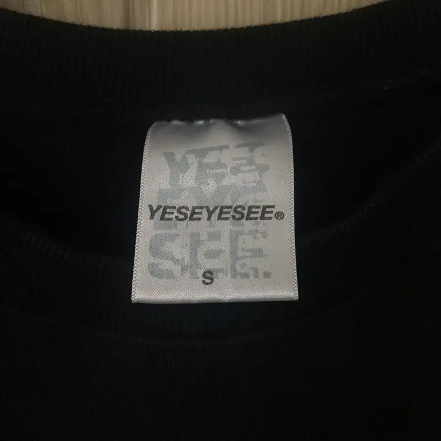 Yeseyesee 예쓰아이씨 Y.E.S. LOGO SWEATSHIRTS