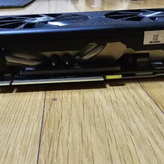 중고 라데온 사파이어 rx570 NITRO+