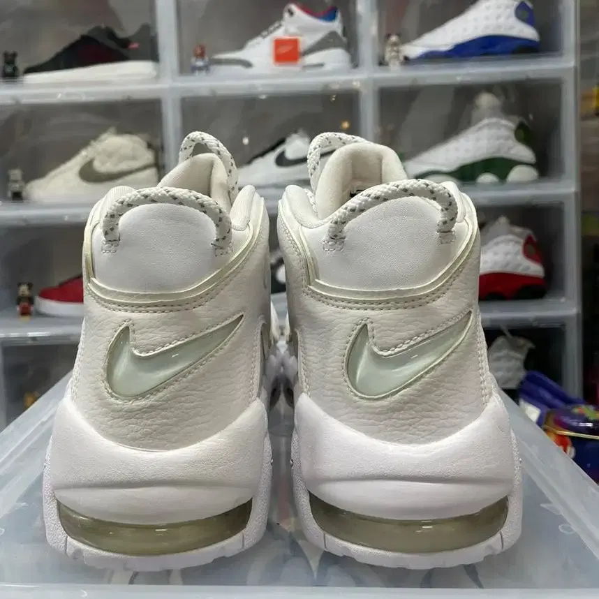 nike 에어 모어 업템포 트리플 화이트 air more uptempo