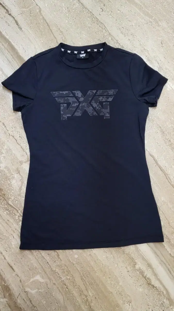 pxg T-shirt