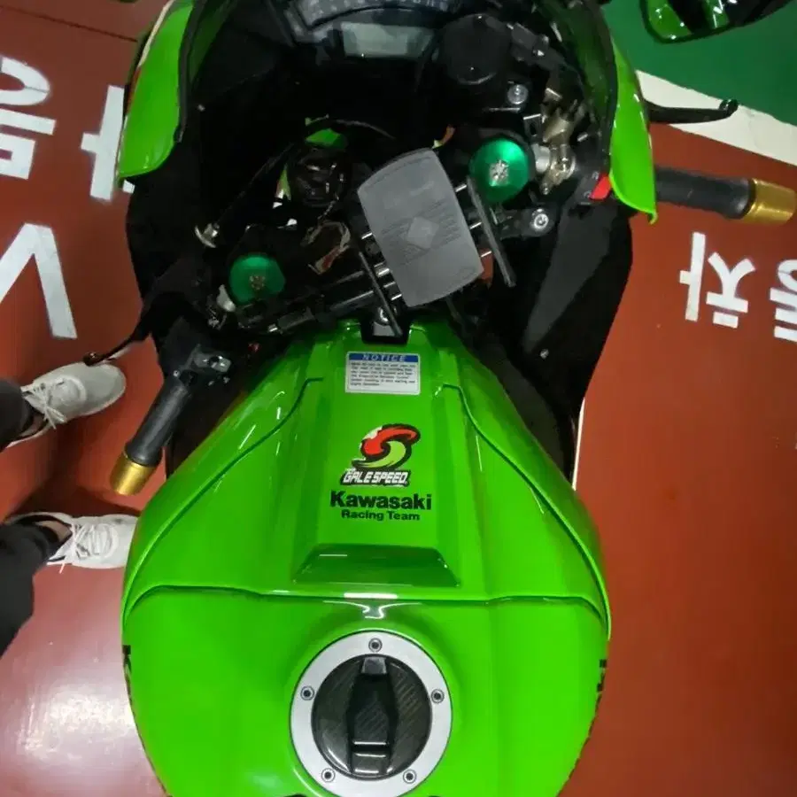 가와사키 zx10r 2019년식 16504km 아크라풀배기 구완