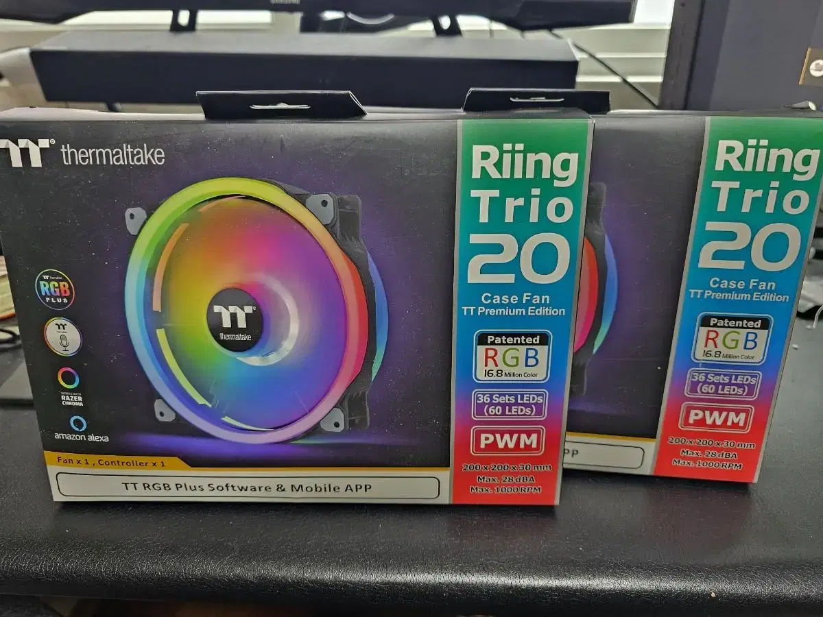 써멀테이크 Riing Trio 20 RGB Case Fan