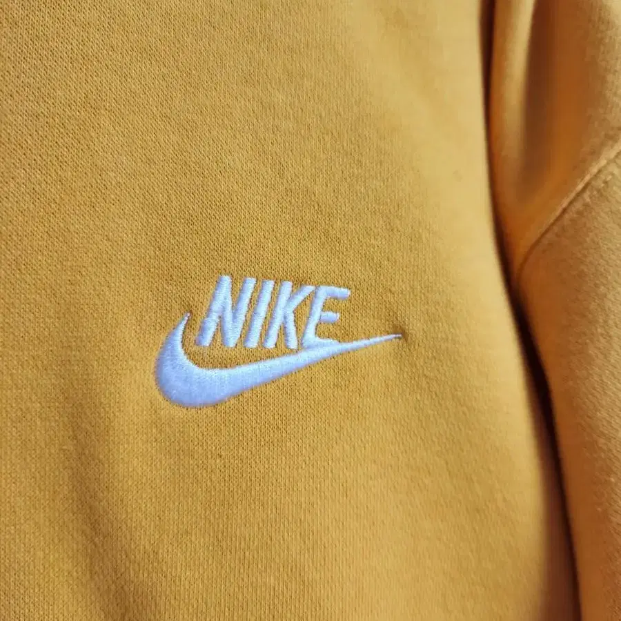 나이키 NIKE 남성 맨투맨 팝니다!!