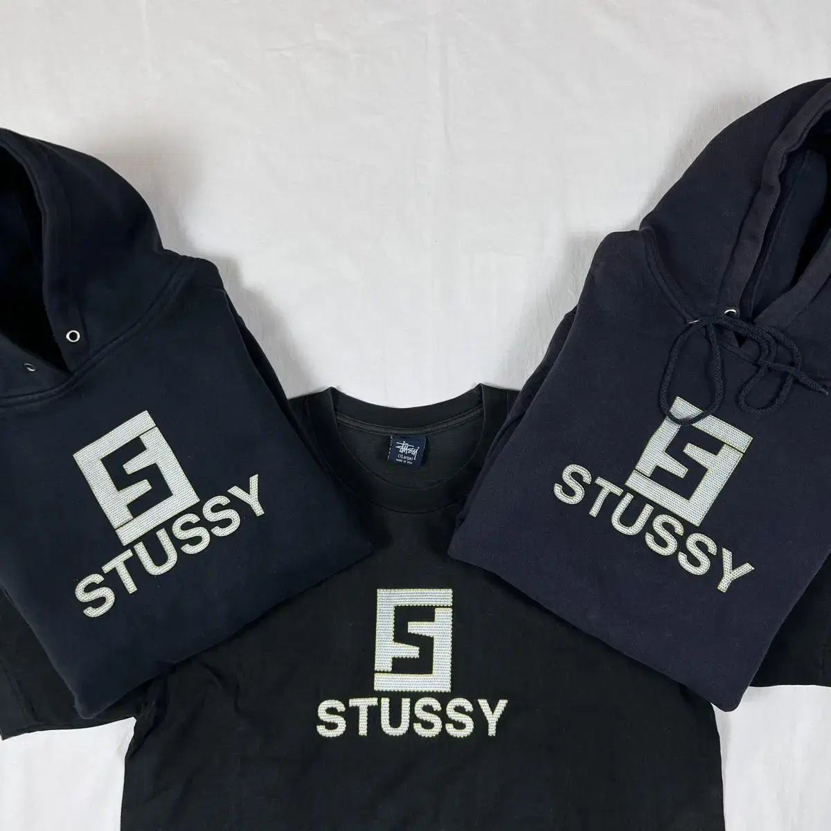 2000s 스투시 stussy 스펠아웃 펜디 로고 패러디 반팔티