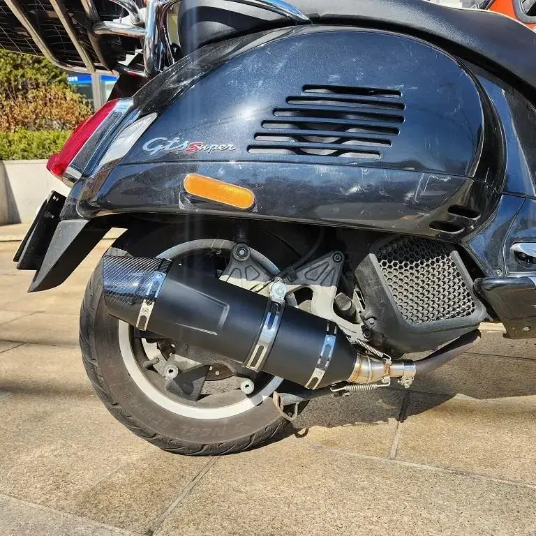 베스파 Vespa 125 gts300 튜닝 머플러