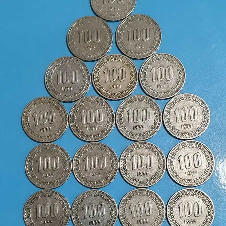 귀한 특년 1971년 100원 1977년 100원 72년 100원 주화