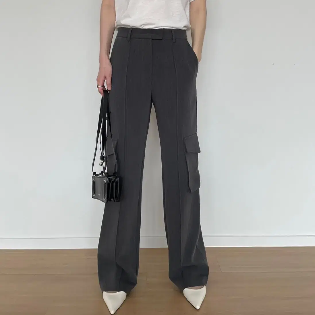 플라시드Hazel Cargo Trousers 새상품 미듐사이즈 판매