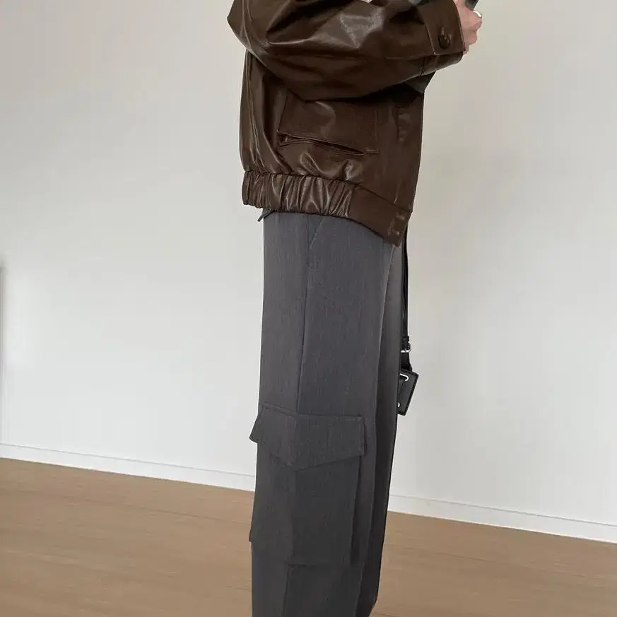 플라시드Hazel Cargo Trousers 새상품 미듐사이즈 판매