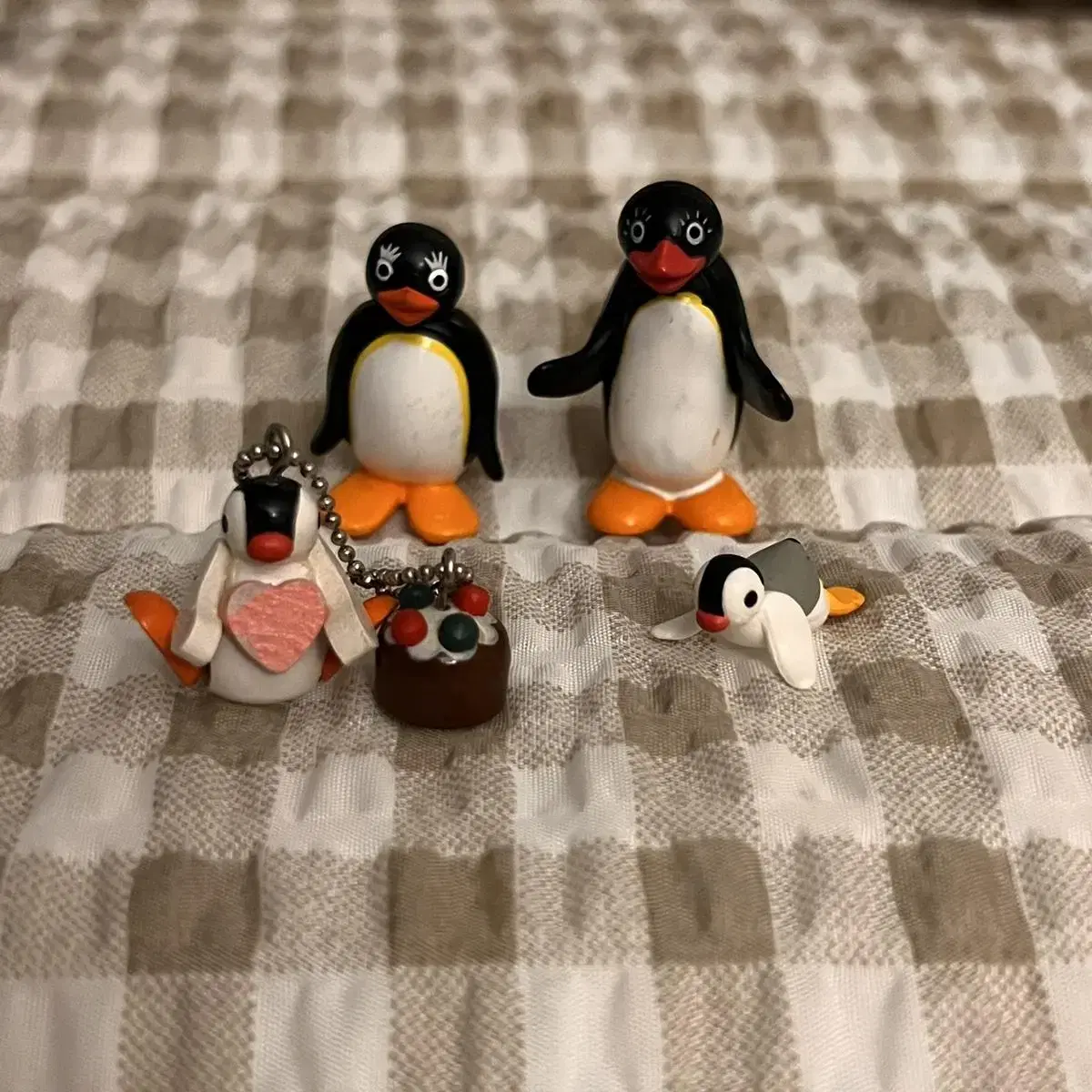 Sell vintage pingu figures bulk 