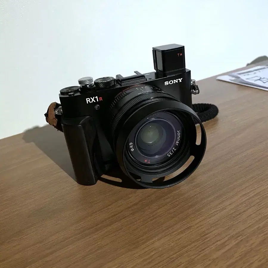 소니 sony RX1R2 후기형 판매합니다  :)