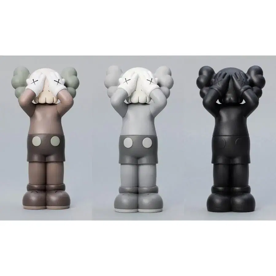 KAWS 카우스 홀리데이 영국 3종 holiday UK