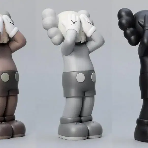 KAWS 카우스 홀리데이 영국 3종 holiday UK