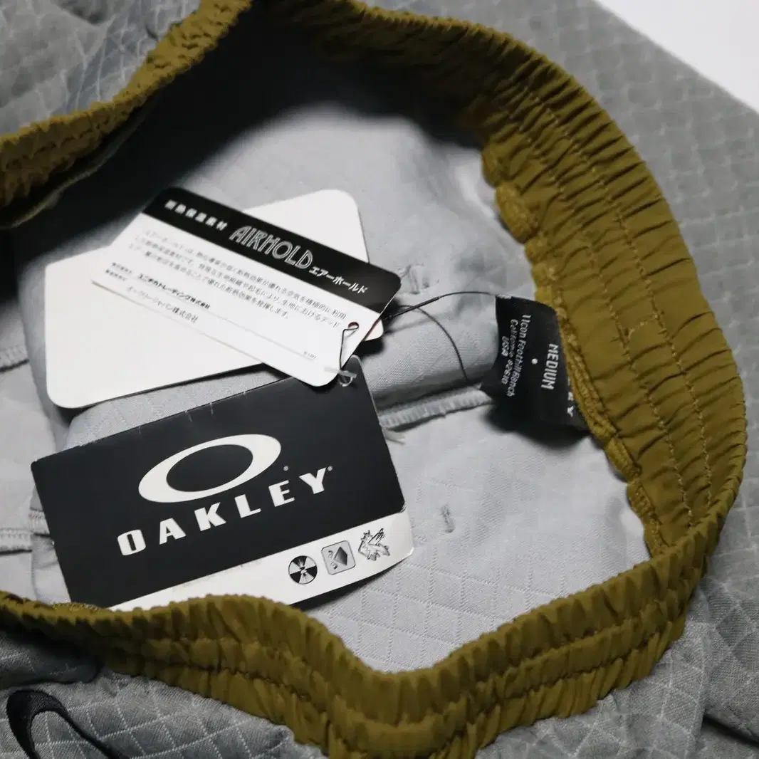 새상품 오클리 oakley 조거팬츠 m