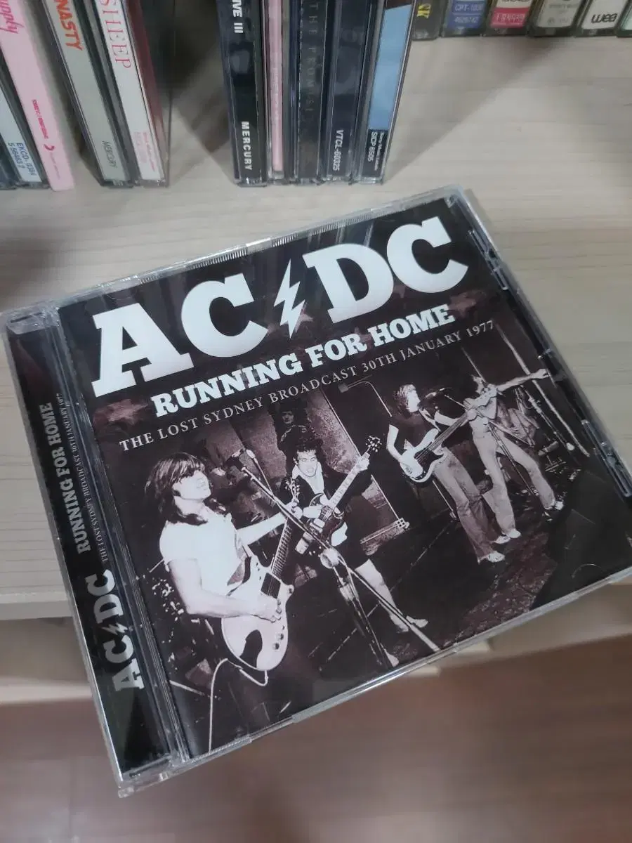 acdc cd