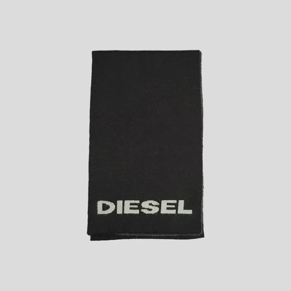 DIESEL 디젤 피그먼트 블랙 그레이 스펠링 브레이브맨 빅패턴 아크릴