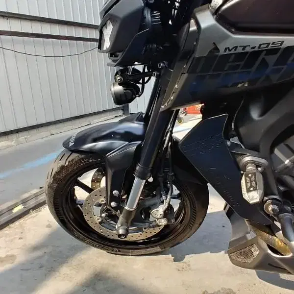 풀튠 짧은 키로수 mt09 야마하 바이크  gsx s1000 z1000