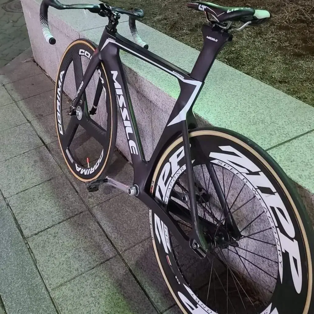 Classic/Fixie 인터프로,인터프로미사일,인터프로미사일신형,카본픽시,코리마 on Bunjang Global Site.