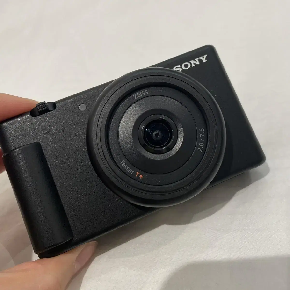 SONY zv-1f