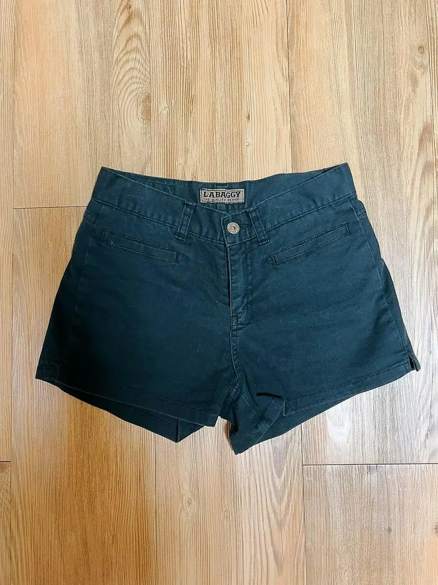 Mid-rise Washed Spandex Black Denim Shorts S