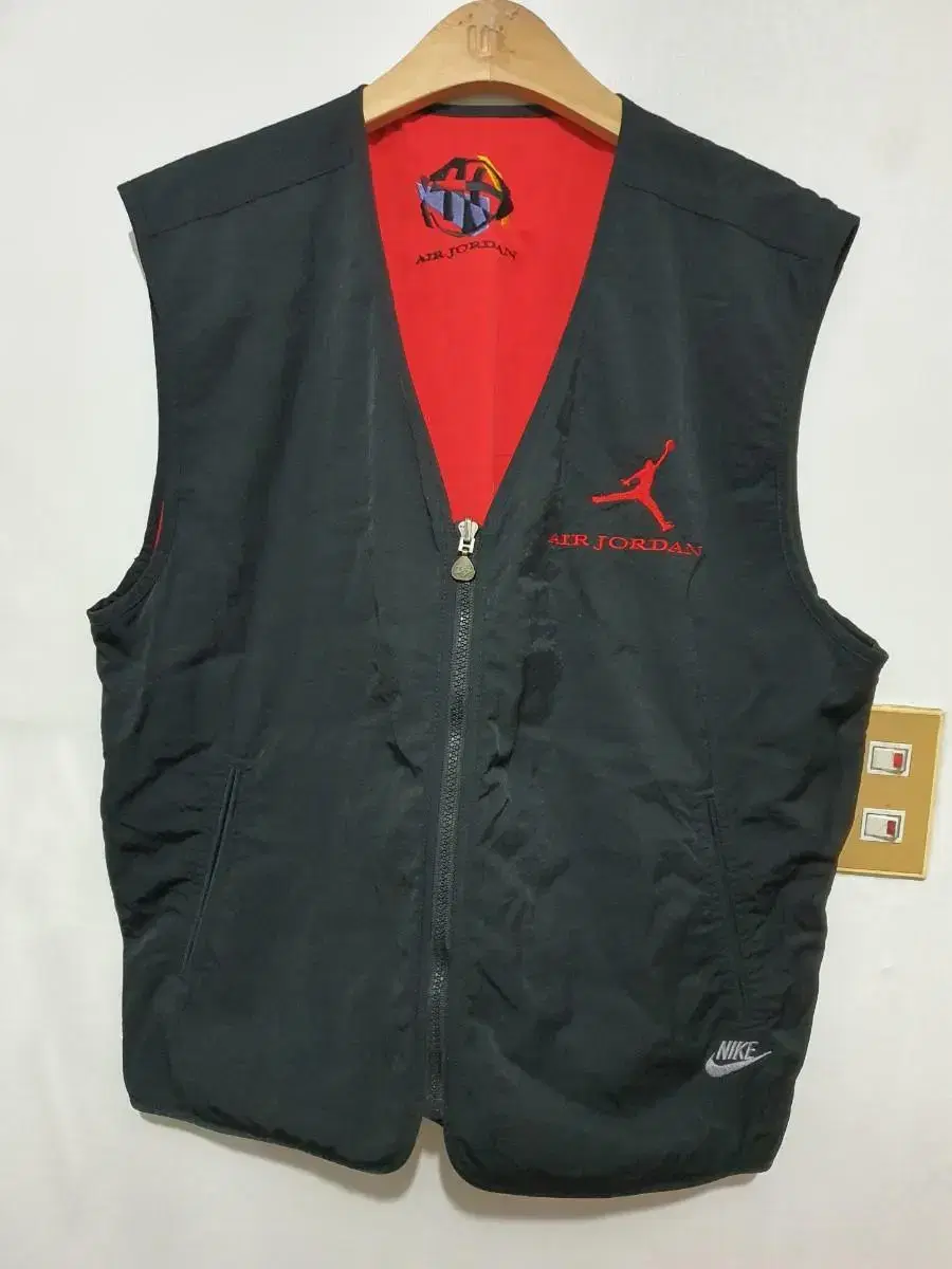 Jordan Vest Reversible 100 Used Old School Retro Unique