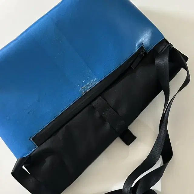 프라이탁 가방 F640 ROLLIN SHOULDER BAG