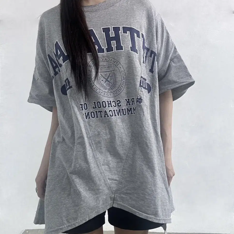 77circa Triangle Cut Wide T-shirt