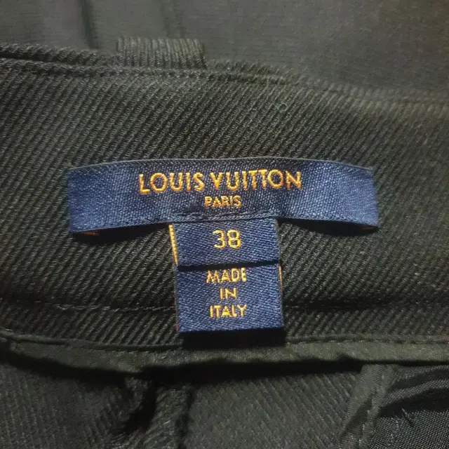 [38] LOUIS VUITTON 루이비통 여자 바지/팬츠 (2019)