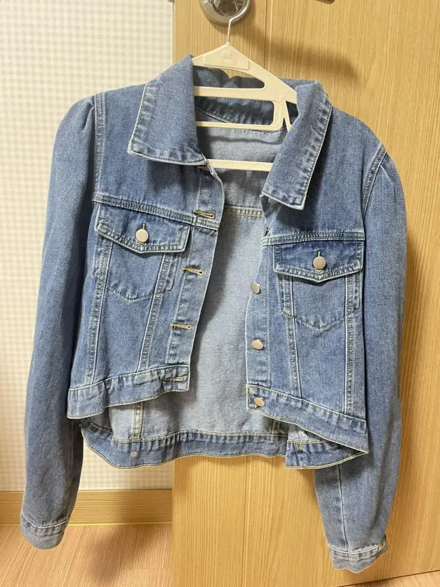 Unbalanced Jeans Jacket