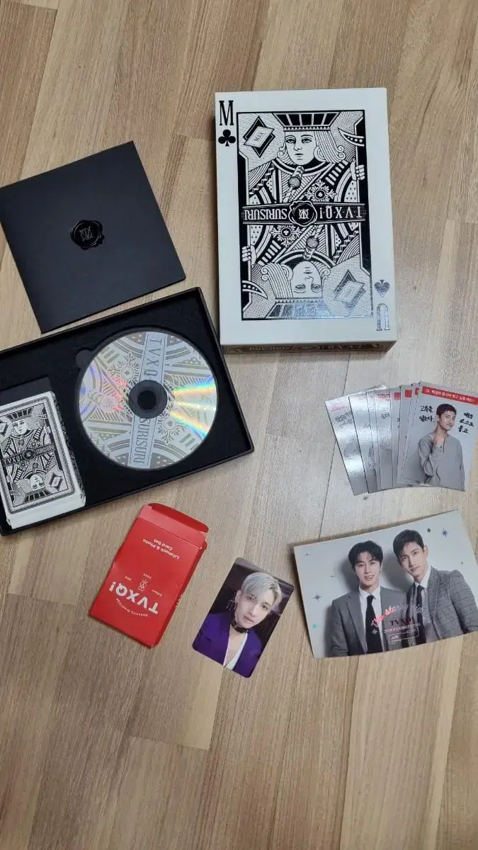 TVXQ Suri Suri Suri album, seasons greetings card, Changmin photocard, etc.