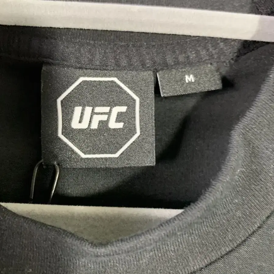 ufc 새상품 긴팔 티셔츠 공용 m