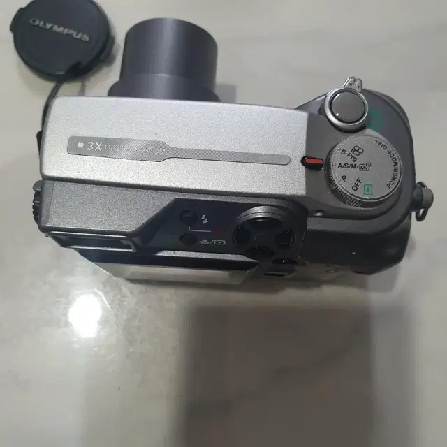 올림푸스 C-4100ZOOM