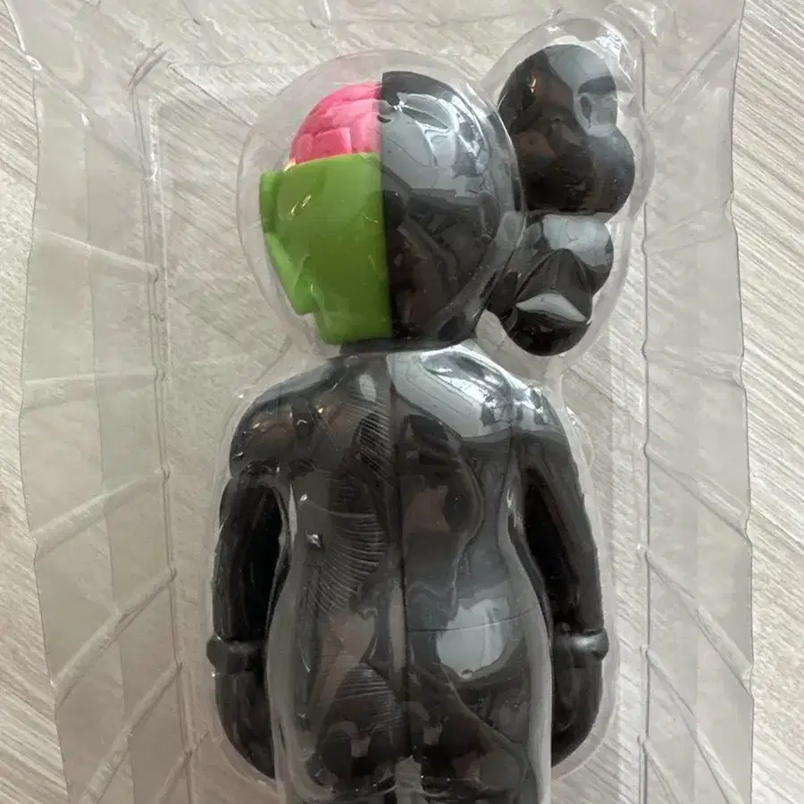 카우스 해부도 블랙 Kaws Companion Flayed black