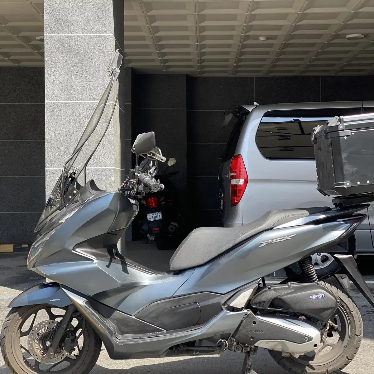 PCX125CC ABS 21년식 저렴하게 판매합니다.