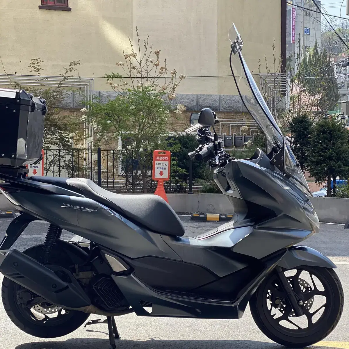 PCX125CC ABS 21년식 저렴하게 판매합니다.