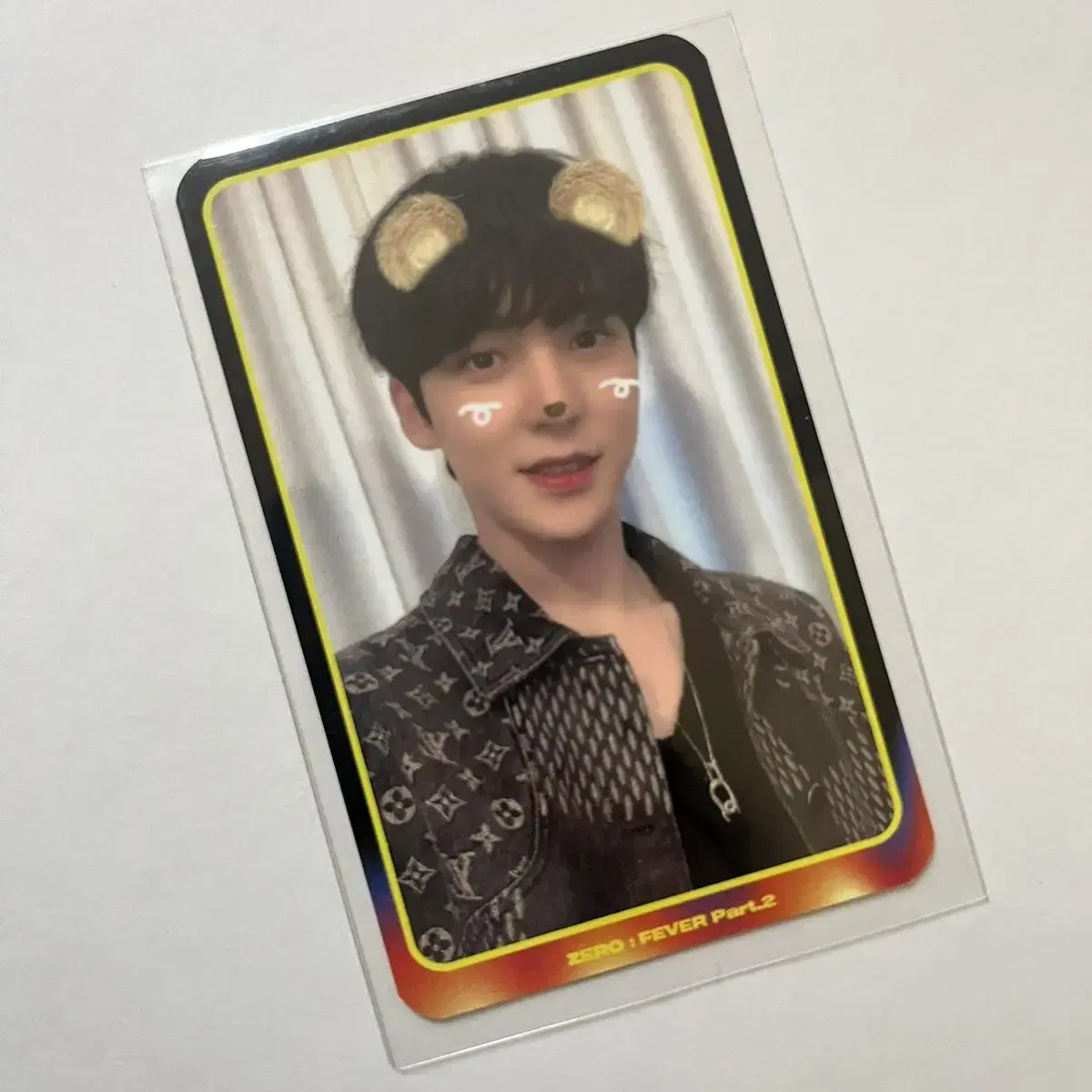 ateez yunho broadcast photocard