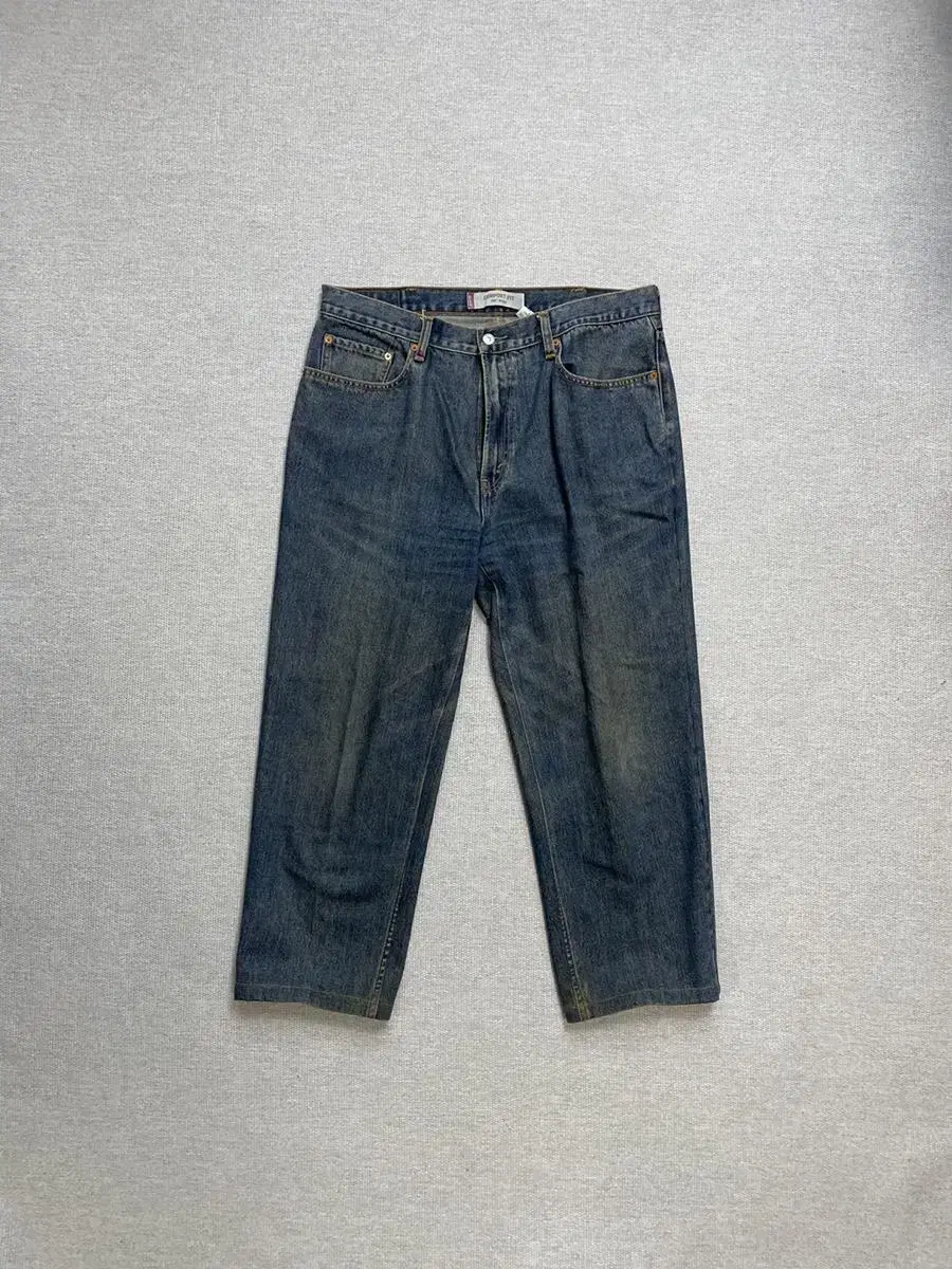 Levi's Vintage 560