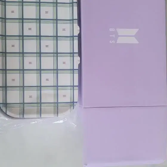 BTS MERCH BOX 2