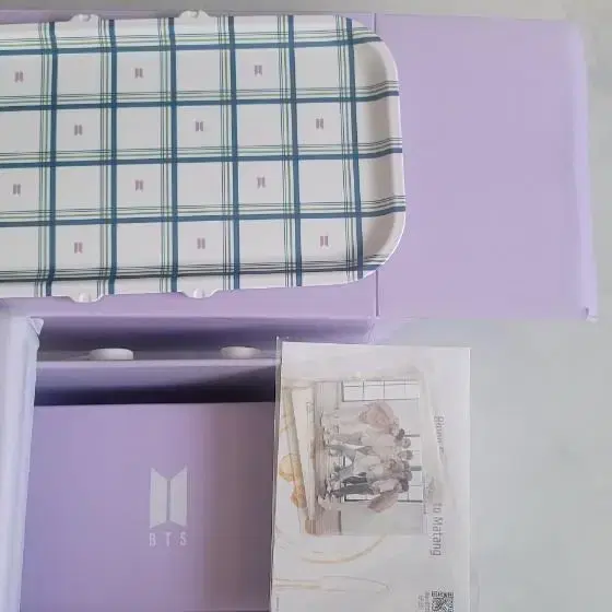 BTS MERCH BOX 2