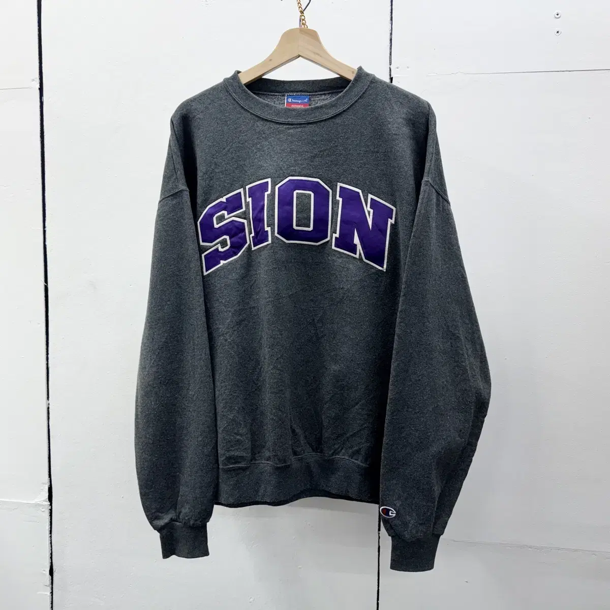 [L] 90s Champion Notre Dame sion School Man to Man