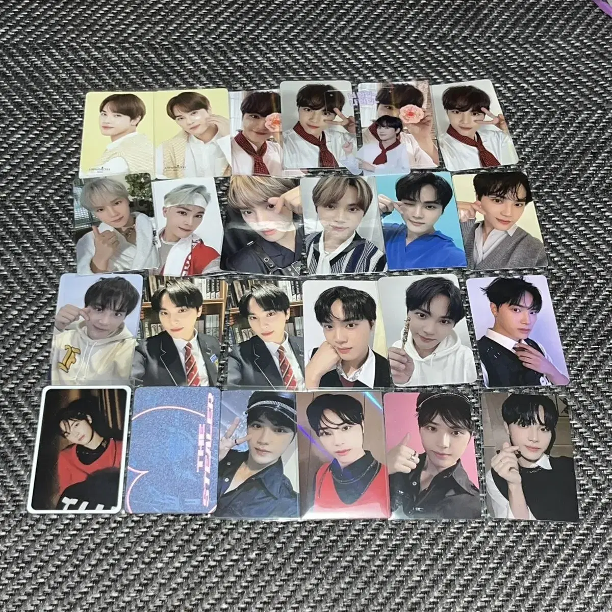 The Boyz juhaknyeon photocard wts in bulk