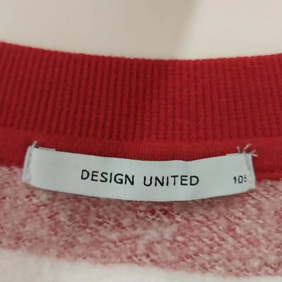 105)DESIGN UNITED 긴팔 맨투맨