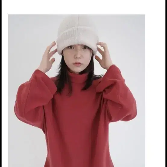 (비스켓색상) 에프터먼데이 boxy pull over pola top