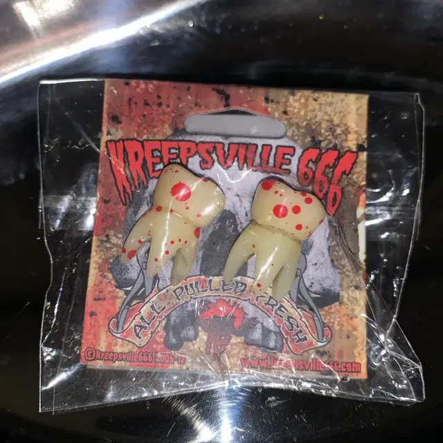 Kreepsville666 molars