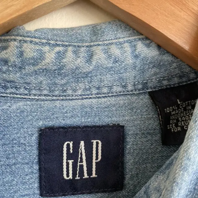 90s Old Gap