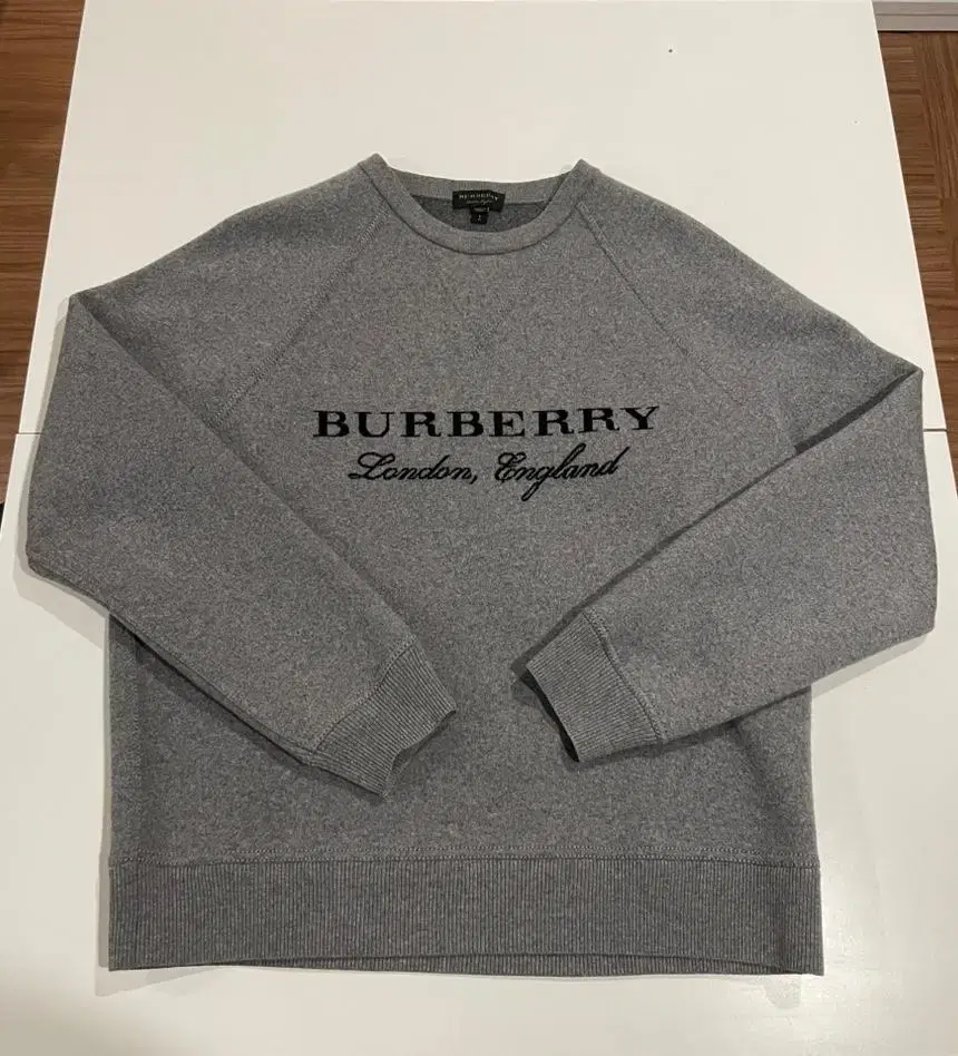 Burberry Round Knit Sweatshirt