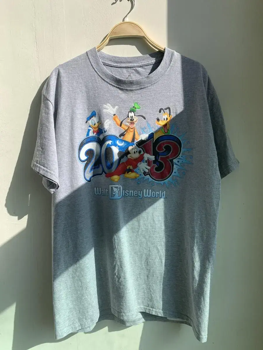 Mickey mouse T-shirt - Large